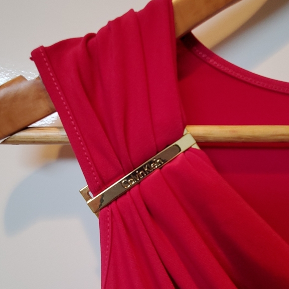 Calvin Klein top - Picture 2 of 8